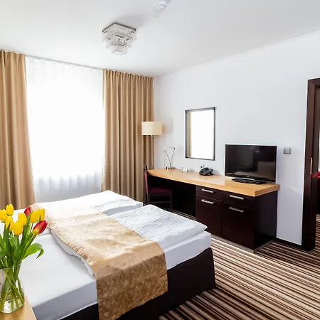 Hotell Parkhotel And Congress Center